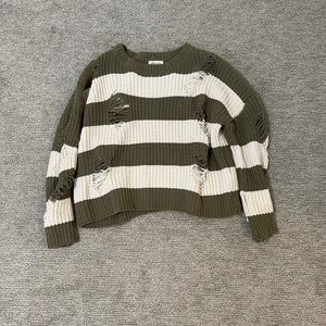 Green/White chunky sweater